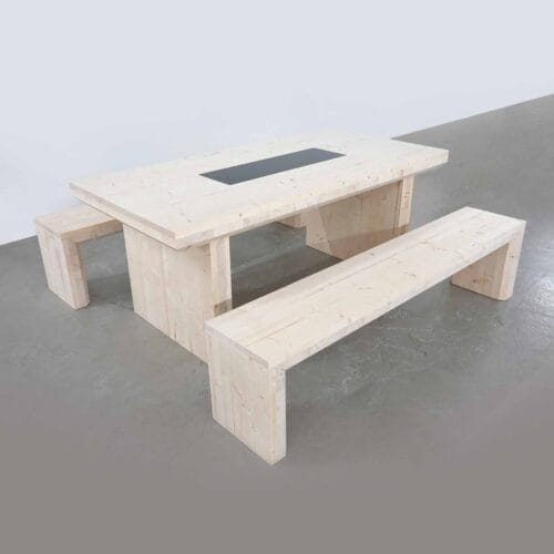 Massiivipuupöytä L-malli